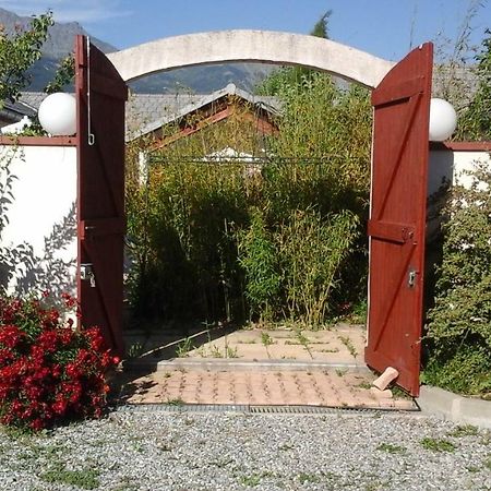 Отель Masdani Шорж Экстерьер фото